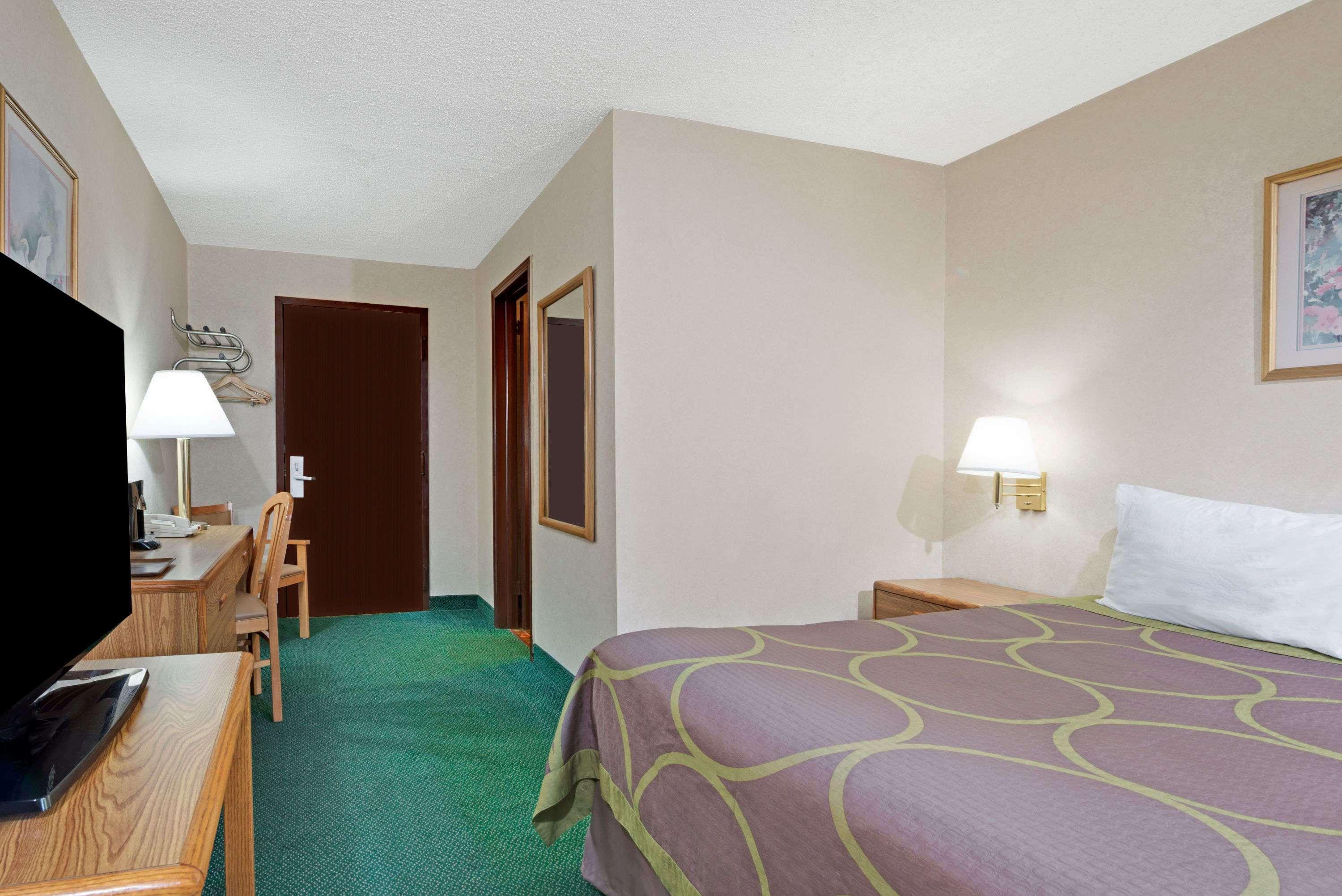 Super 8 By Wyndham Kenmore/Buffalo/Niagara Falls Area Zewnętrze zdjęcie